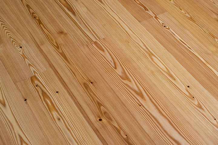 larch flooring